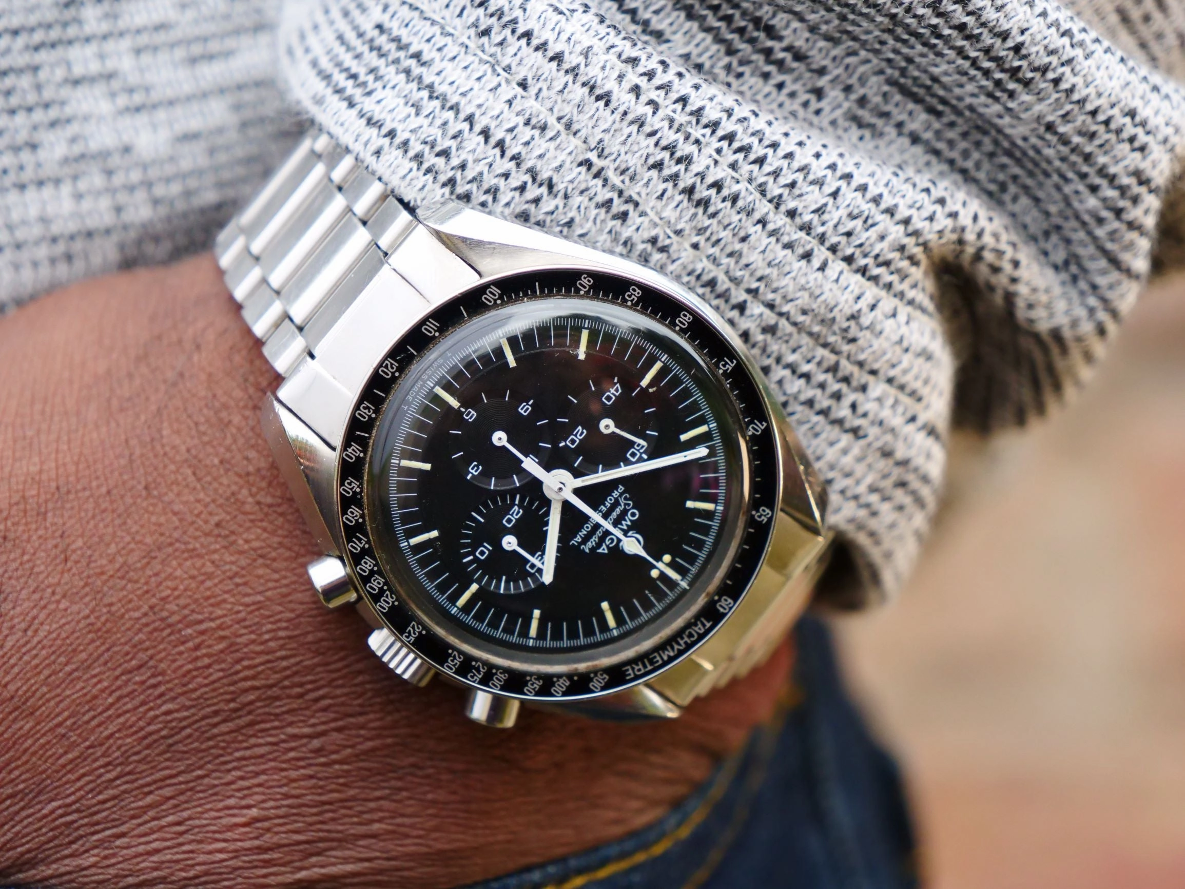 Omega Speedmaster straight writing ,box and papers