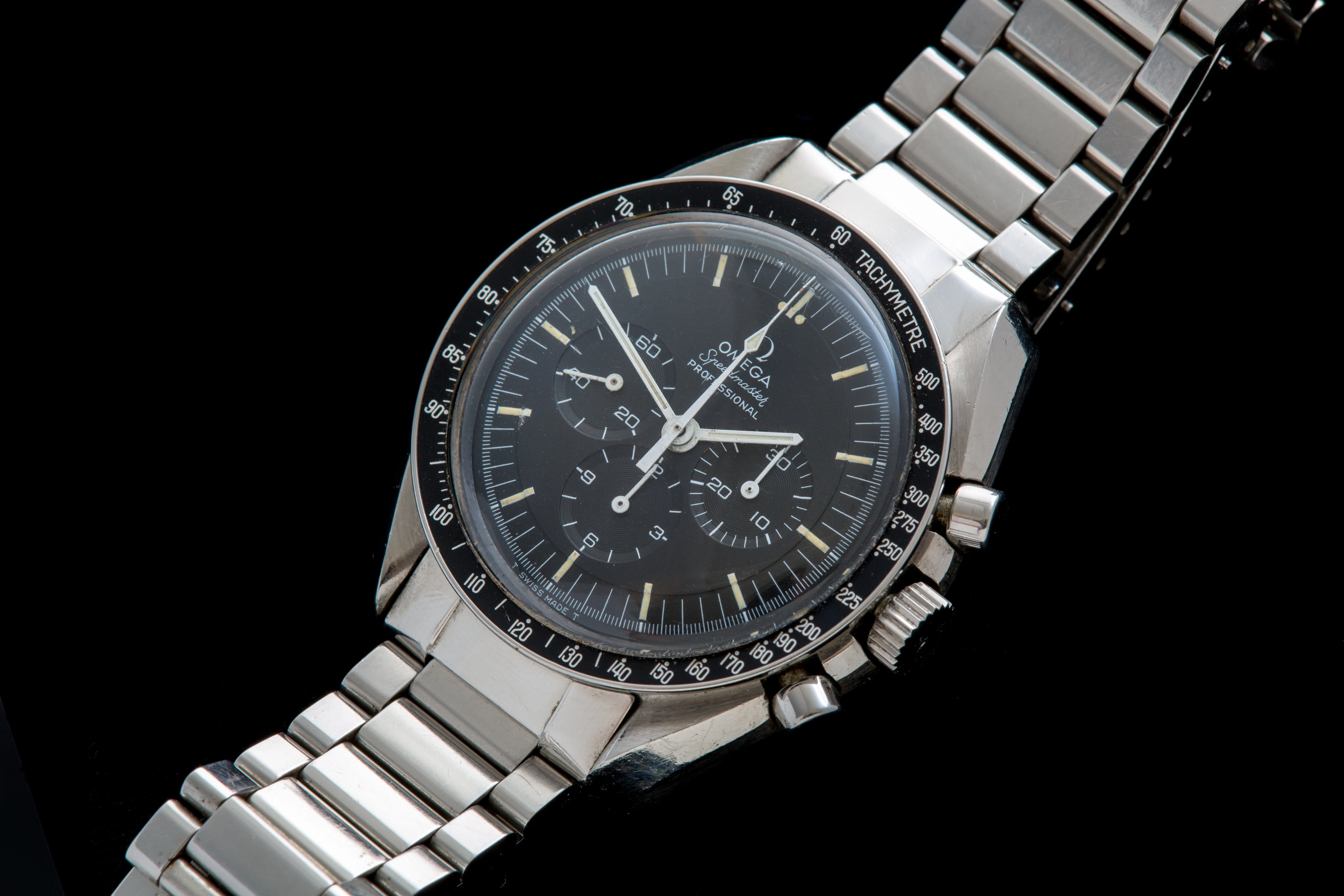 Omega Speedmaster straight writing ,box and papers