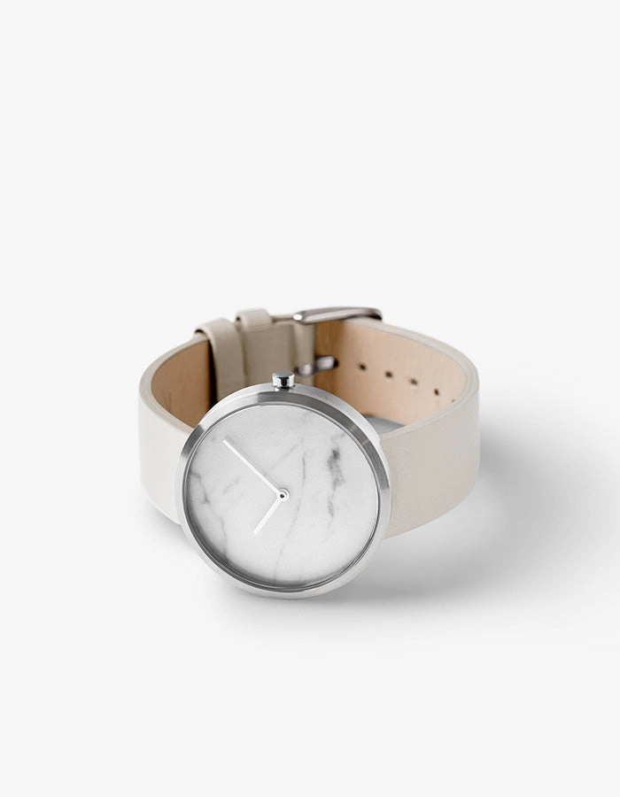 Outline Silver Offwhite 40mm