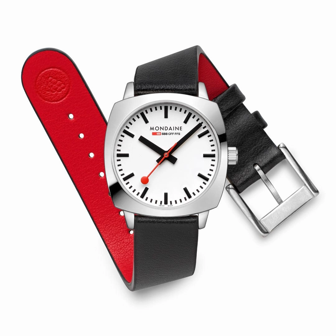Petite Cushion, 31 mm, Black Vegan Leather