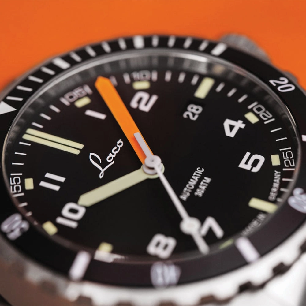 Sport Himalaya MB Automatic 39mm - Black on Bracelet