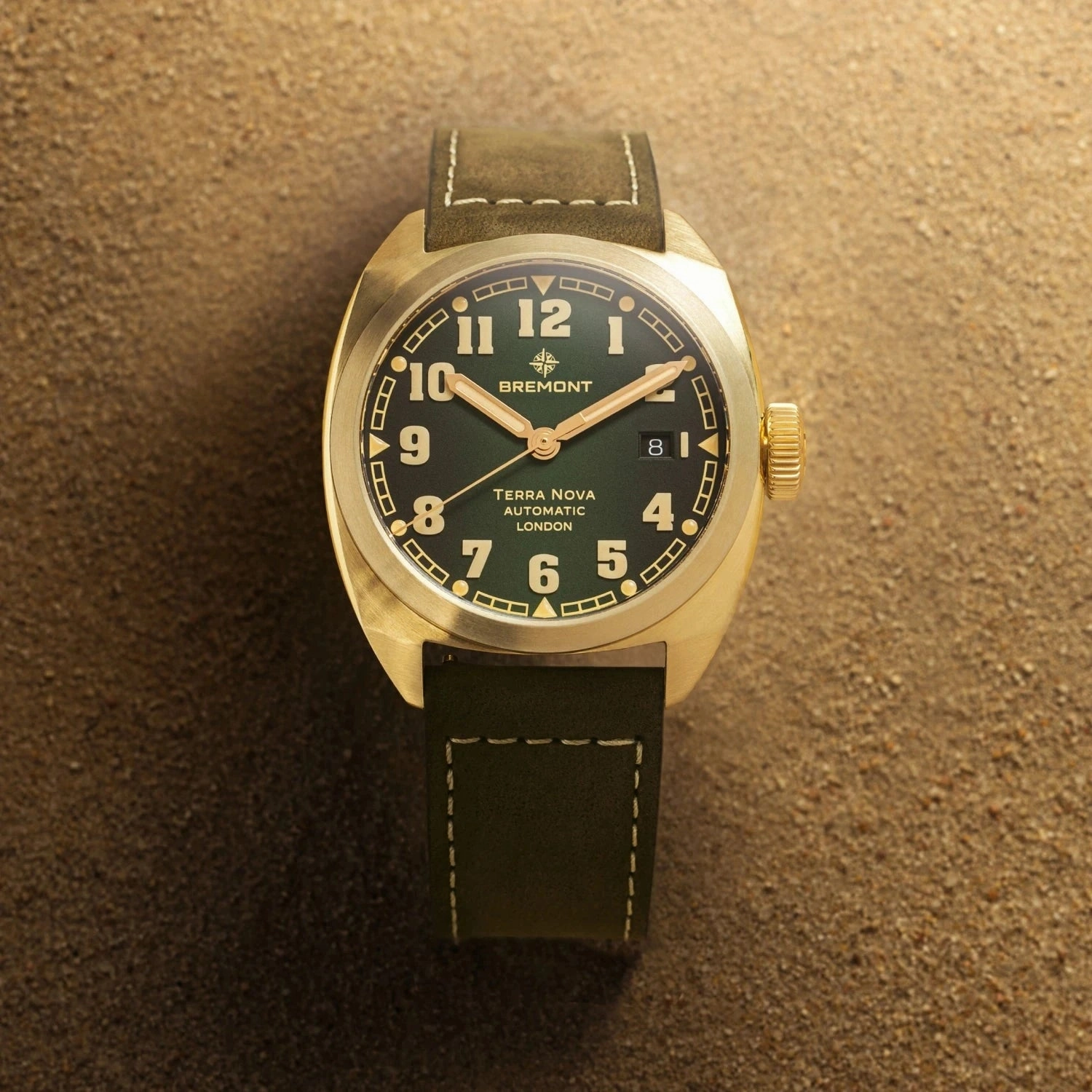 Terra Nova 40.5 Date Bronze
