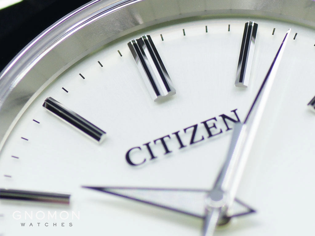 The Citizen Eco-Drive Sunray Silver Ref. AQ4080-52A