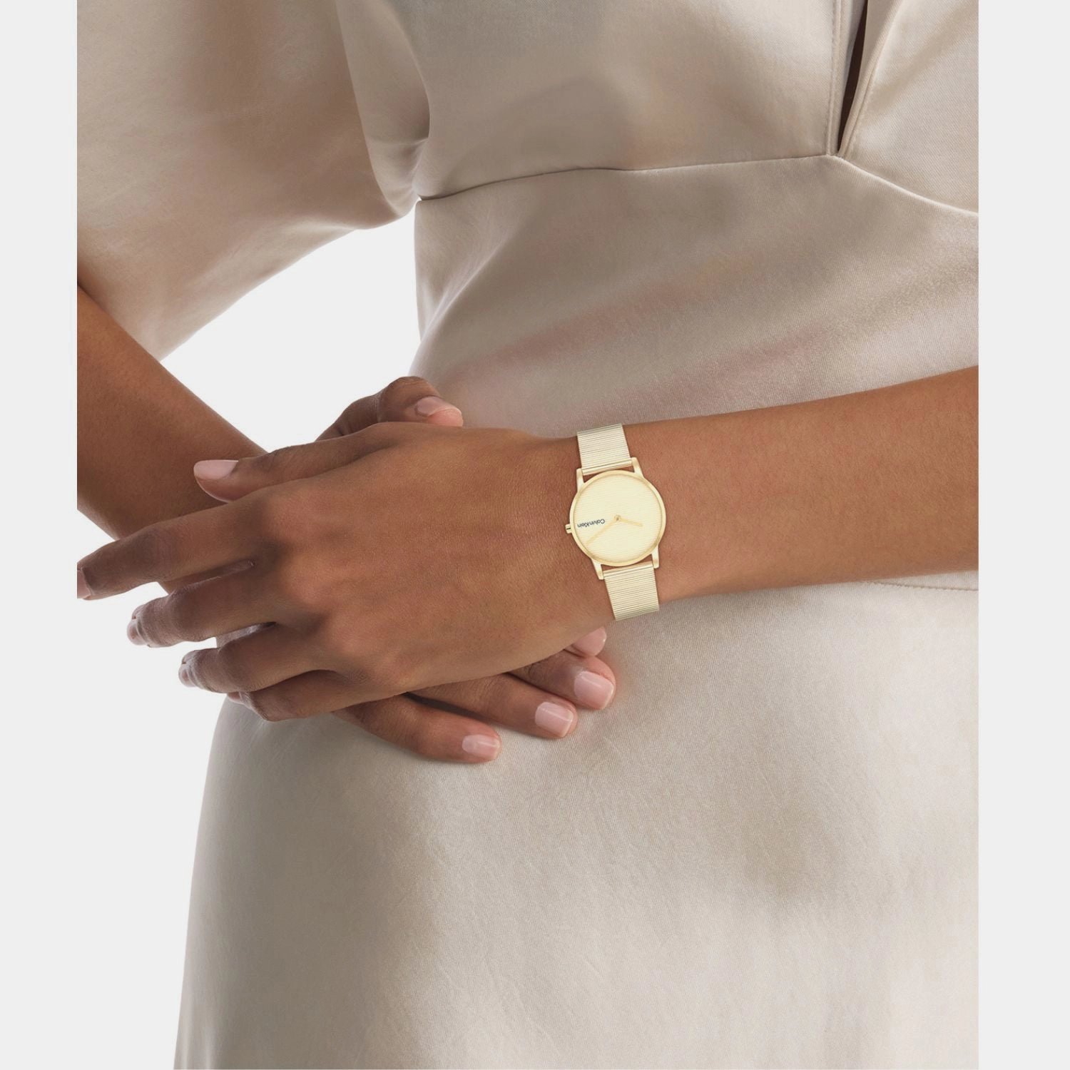 Women Quartz Gold Dial Analog Stainless Steel Watch 25100035
