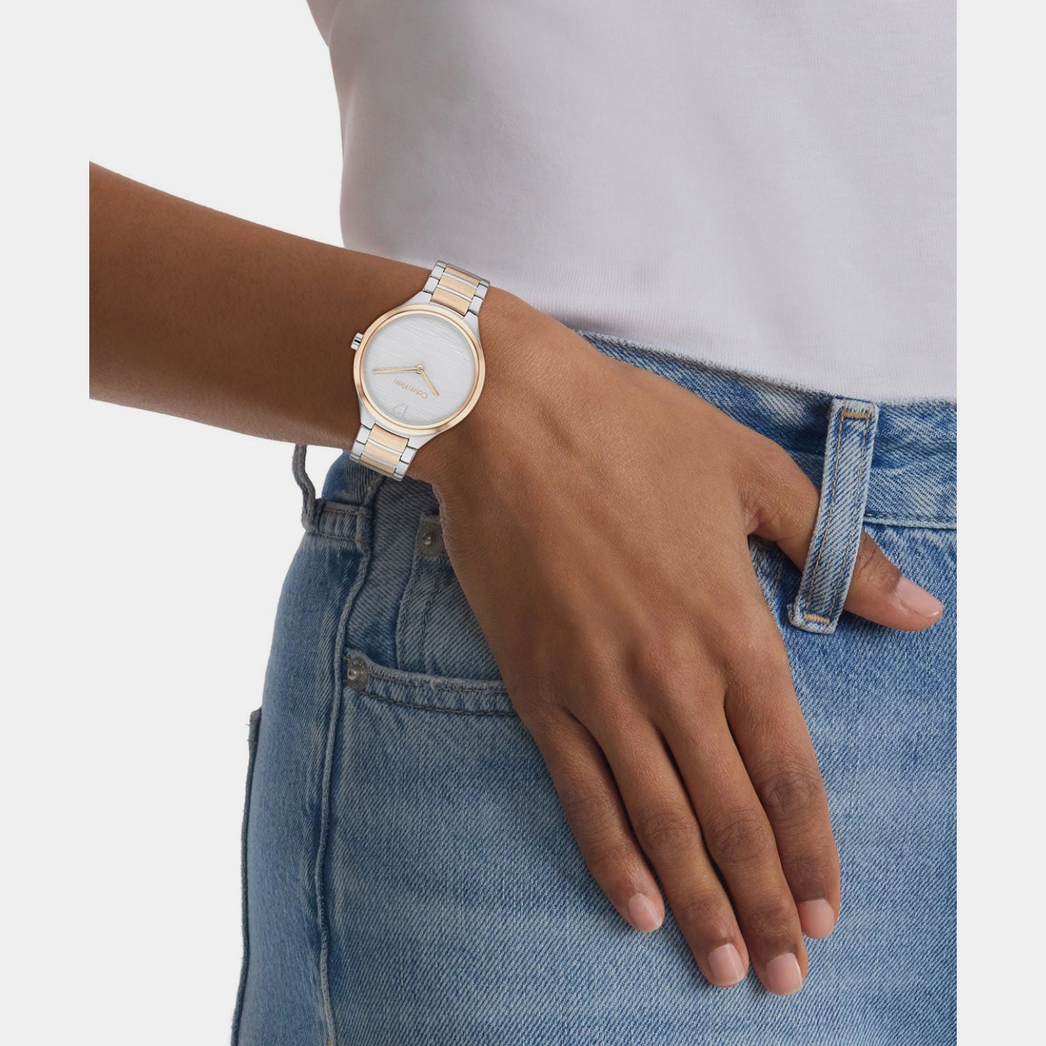 Women Quartz Silver White Dial Analog Stainless Steel Watch 25100049